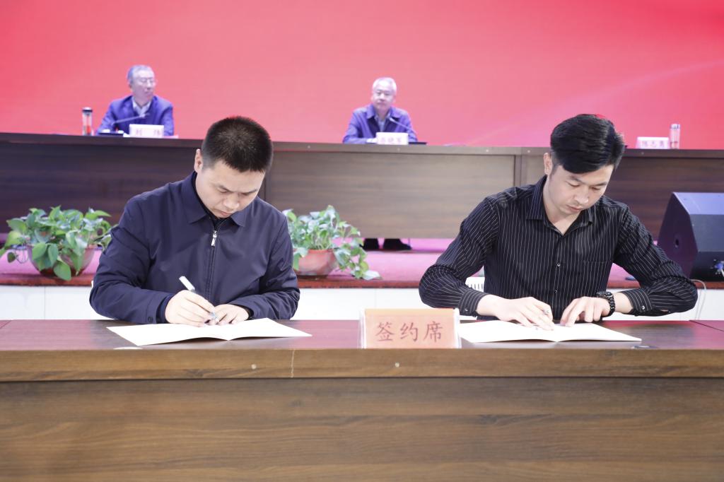 校长刘炜讲话