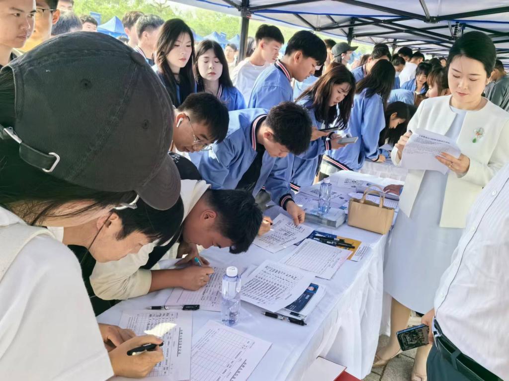 自治区彩乐园APP下载最新版下载安全